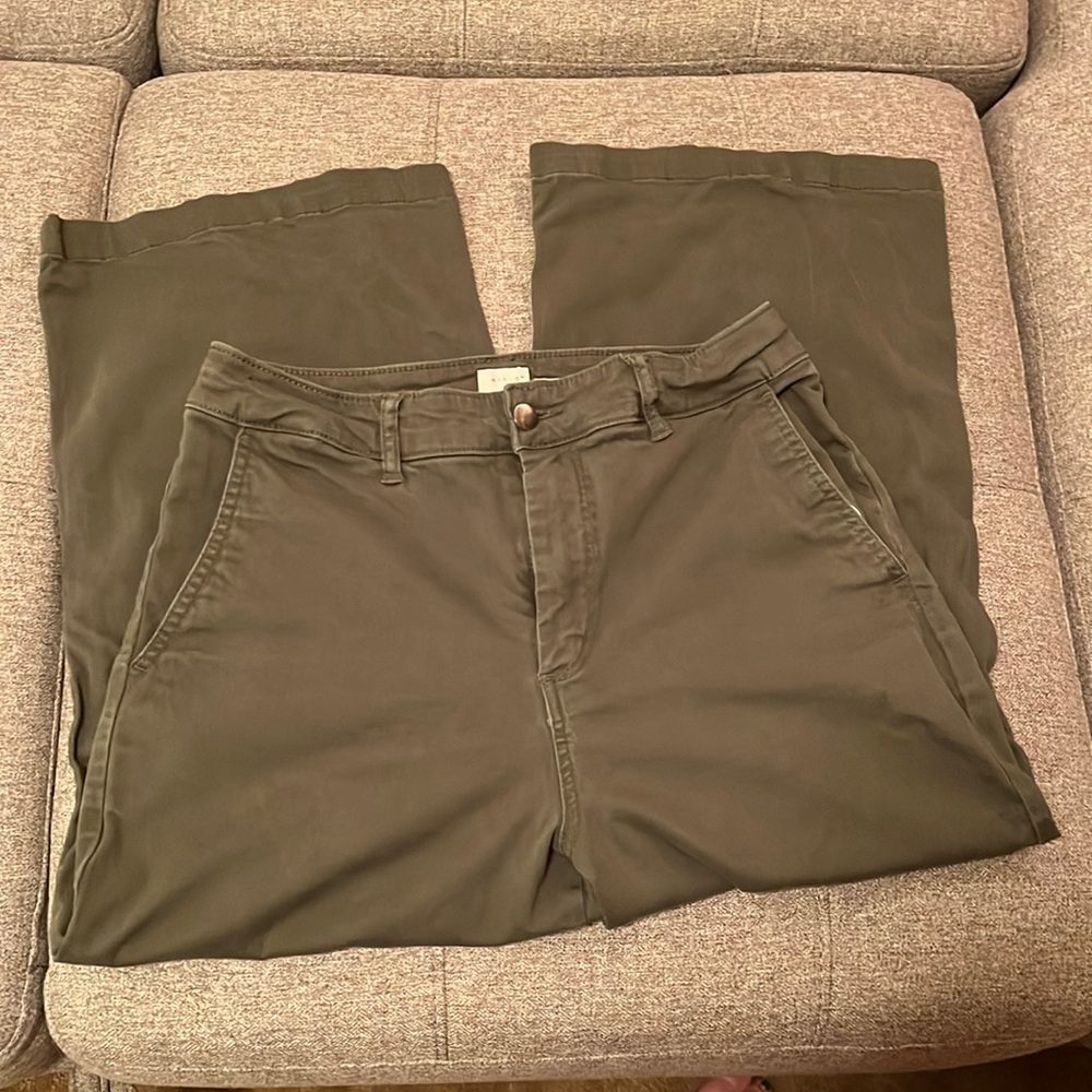 A New Day Stretch Wide Leg Crop Olive Green Size 12